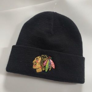 NWT NHL Official Black Blackhawks Knit Beanie